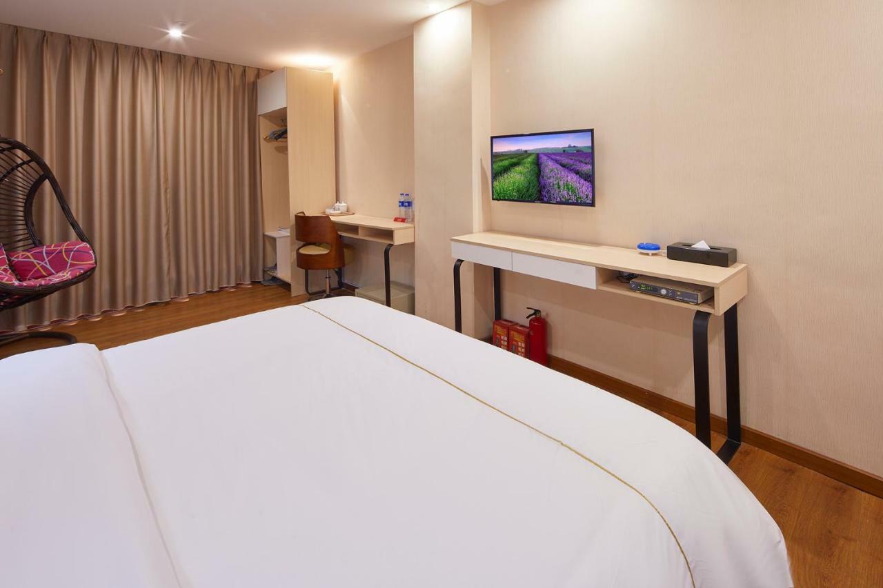 Insail Hotels Airport Road Guangzhou Dış mekan fotoğraf